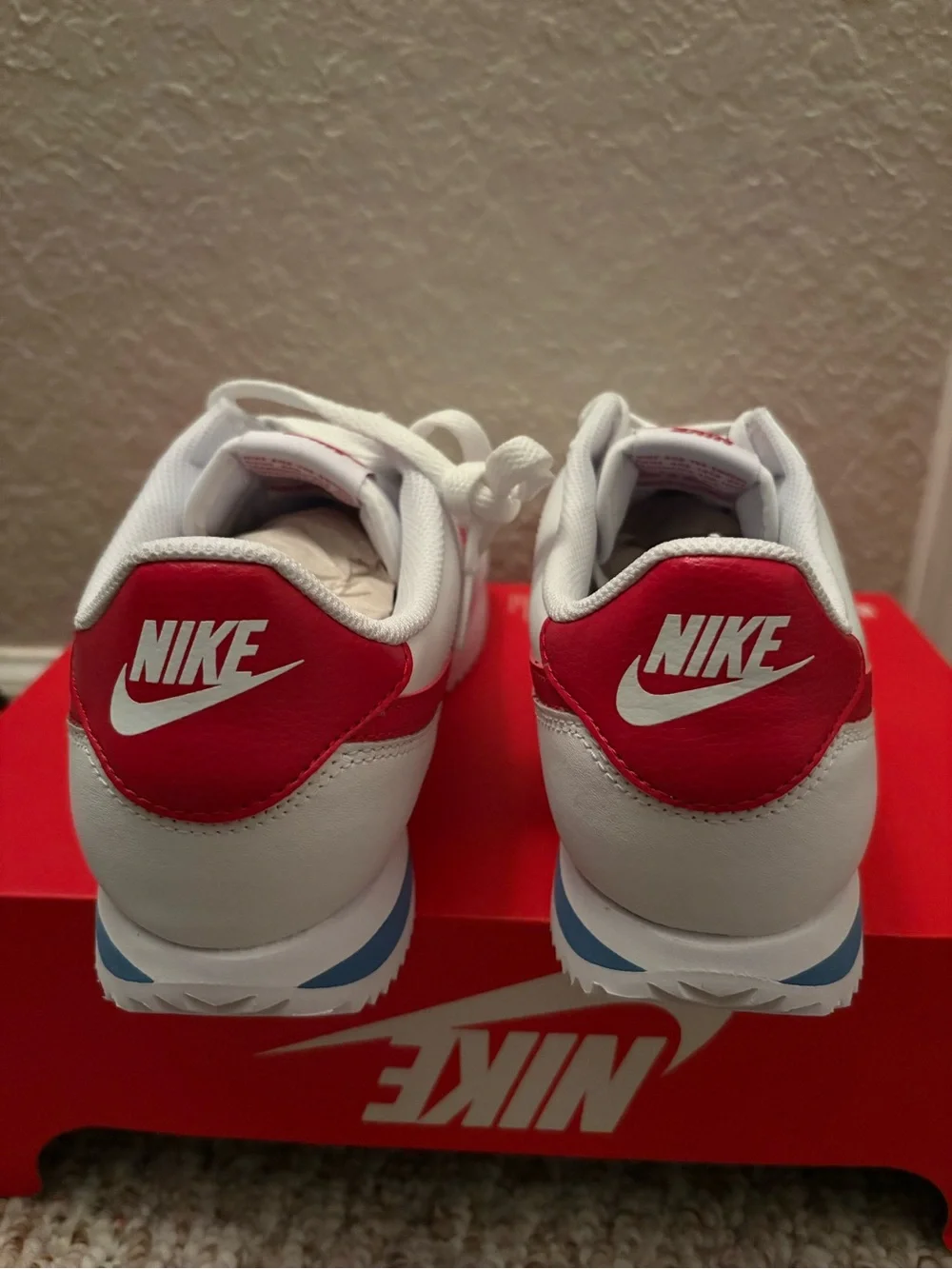 Nike Cortez Red/White ‼️STEAL‼️Size 10M & 10.5M